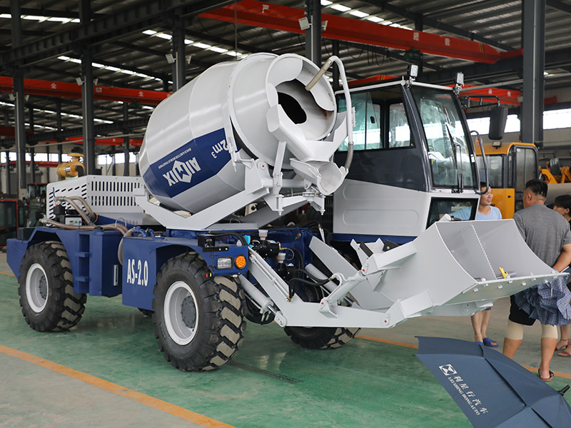 Self Load Concrete Mixer Truck