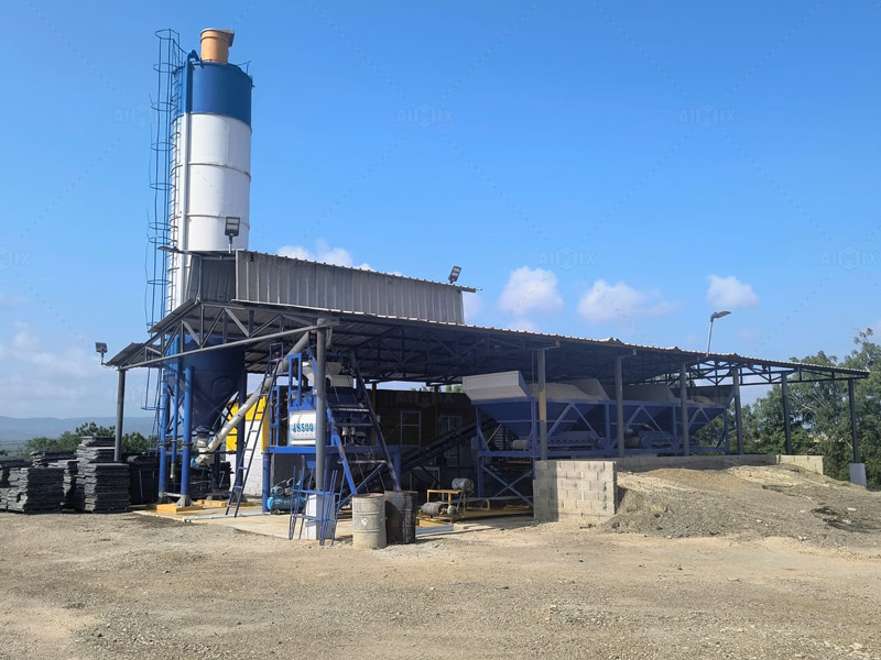 Small Type Ready Mix Concrete Plant for Sale