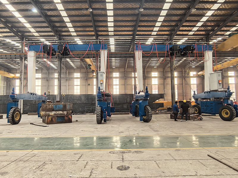 mobile gantry cranes in workshop